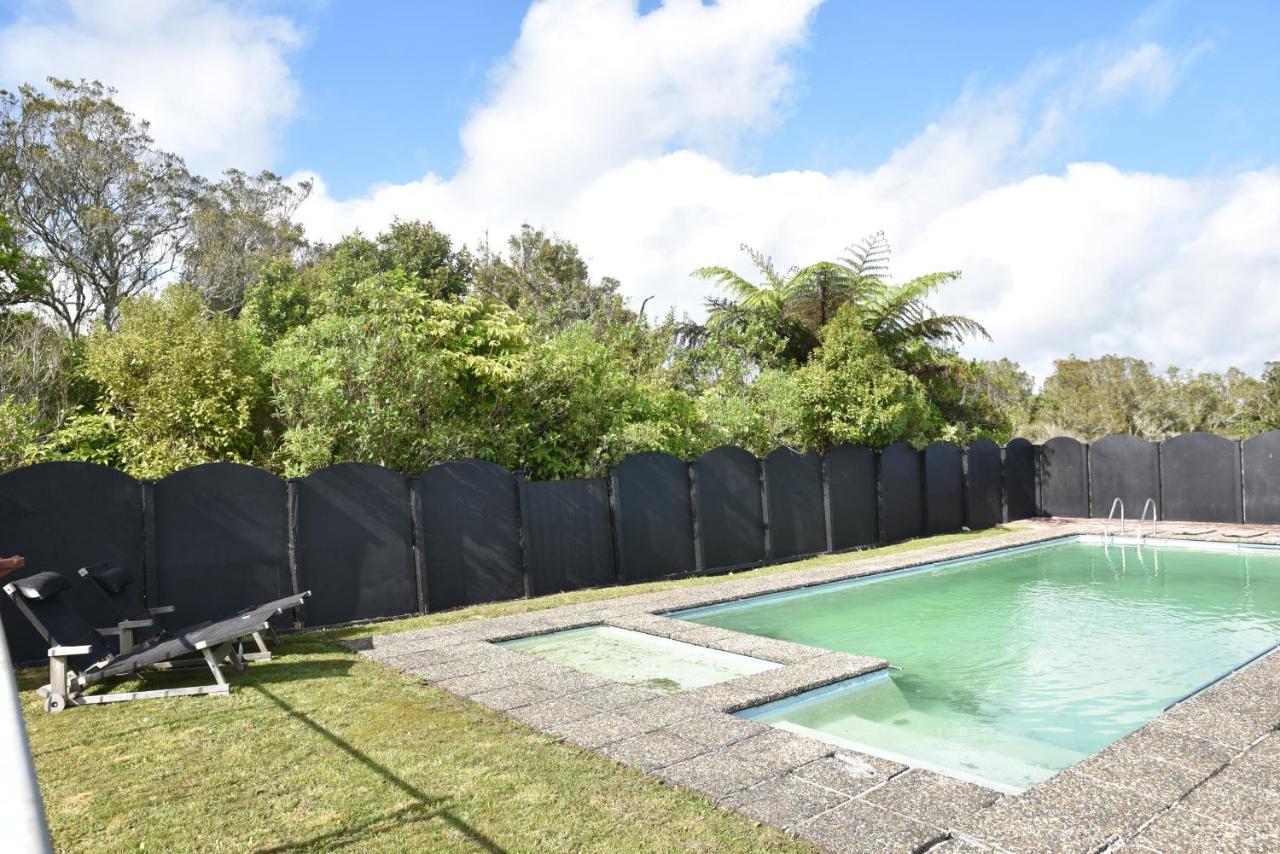 Waitomo Boutique Lodge Exterior photo